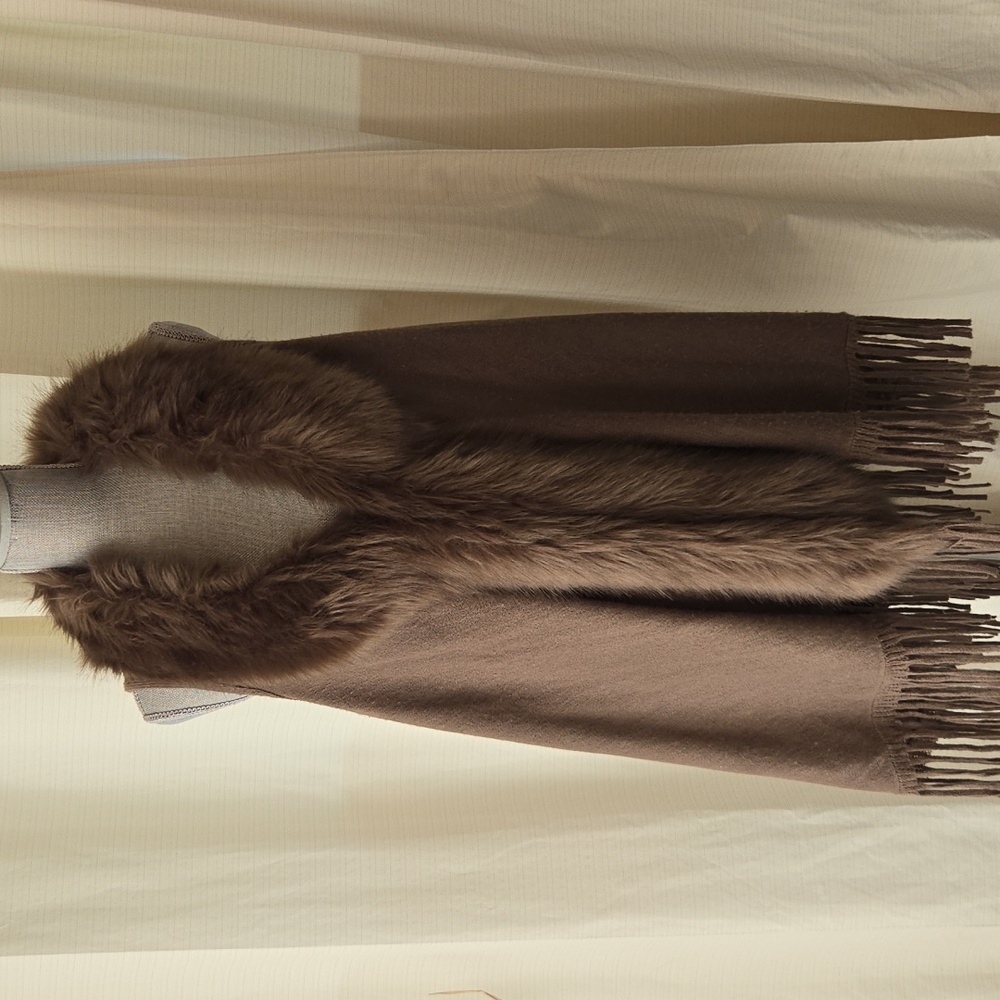 Cozy Brown Faux Fur Trimmed Women's Cape